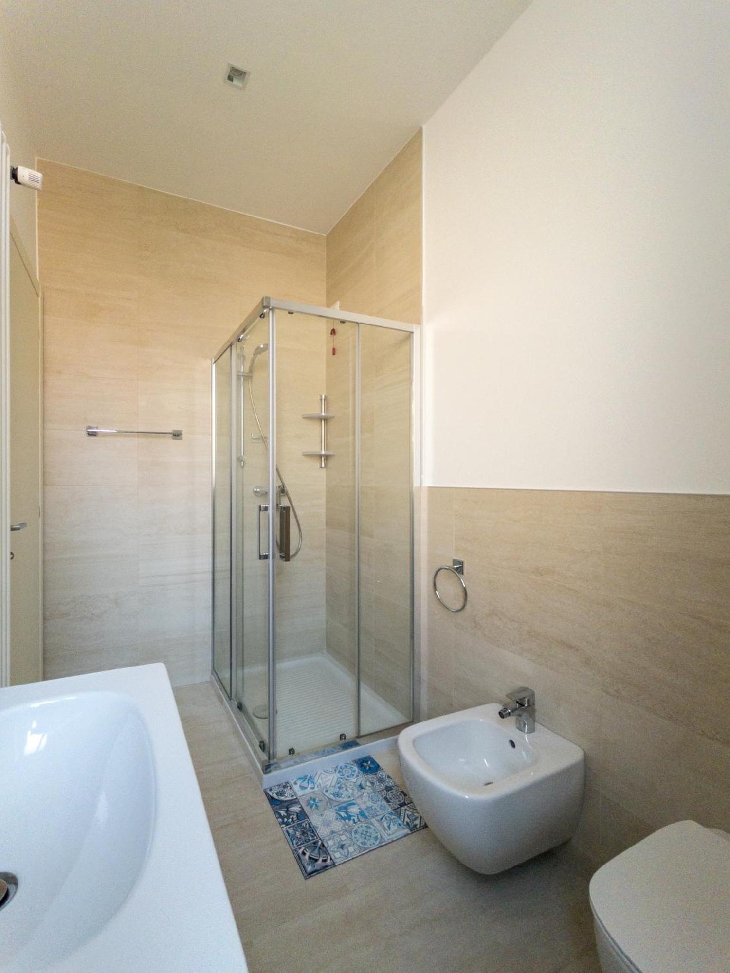 Rrrapido Holy Suites And Rooms - Via Sardegna Milán Exterior foto