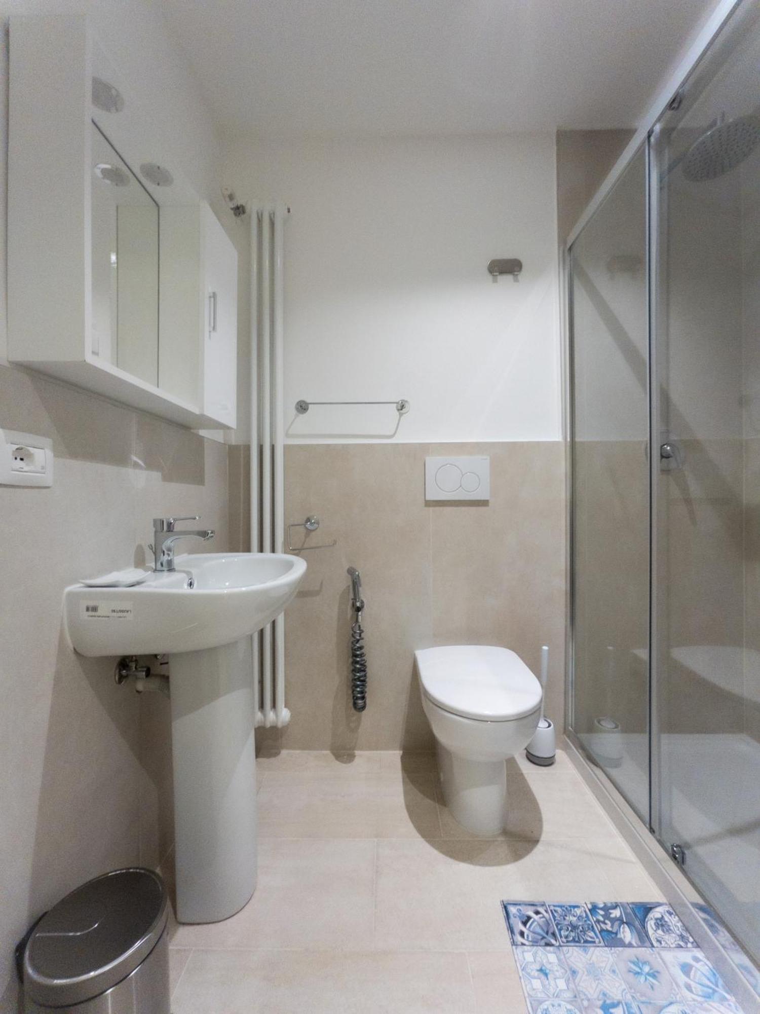 Rrrapido Holy Suites And Rooms - Via Sardegna Milán Exterior foto