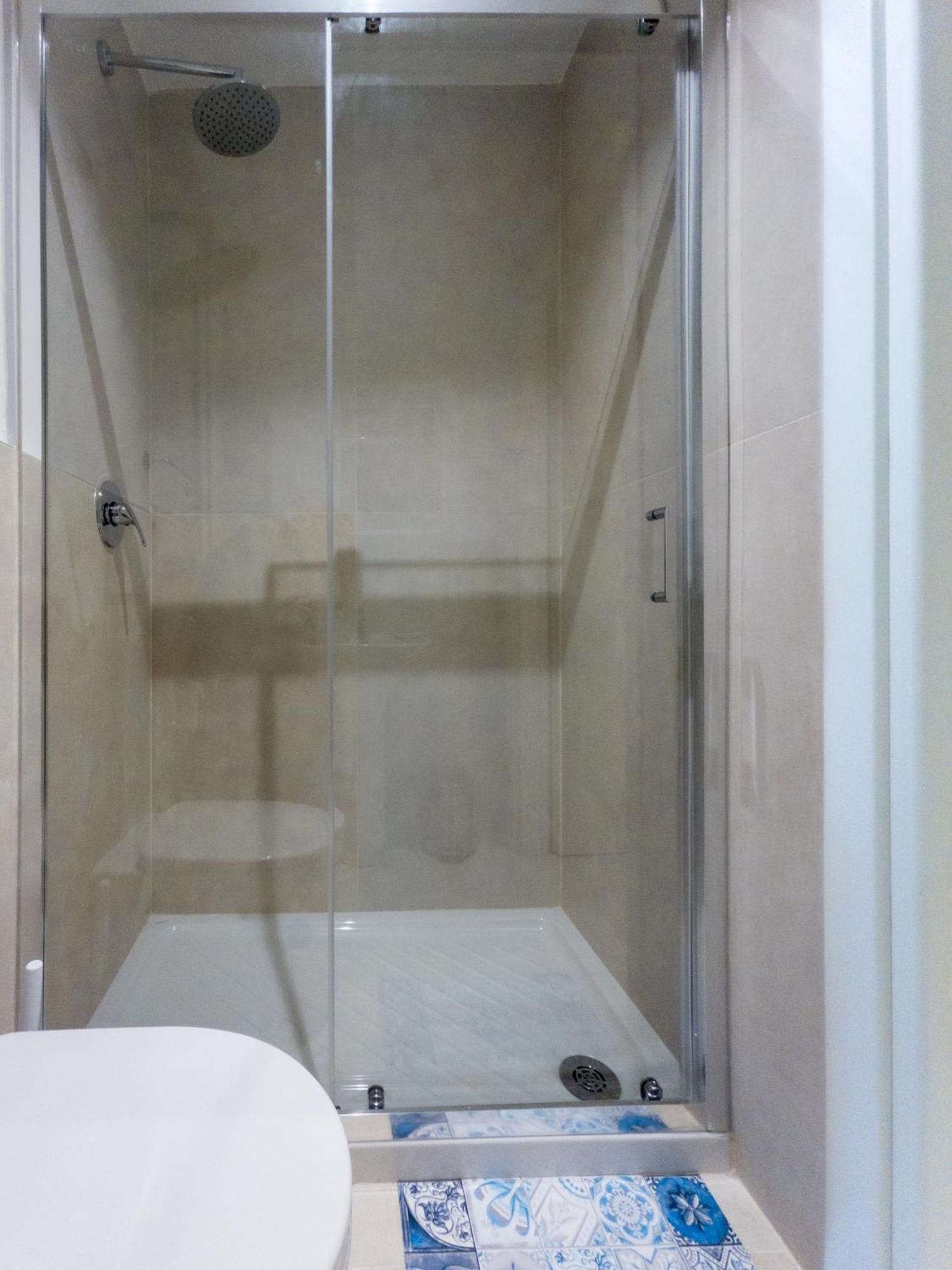 Rrrapido Holy Suites And Rooms - Via Sardegna Milán Exterior foto